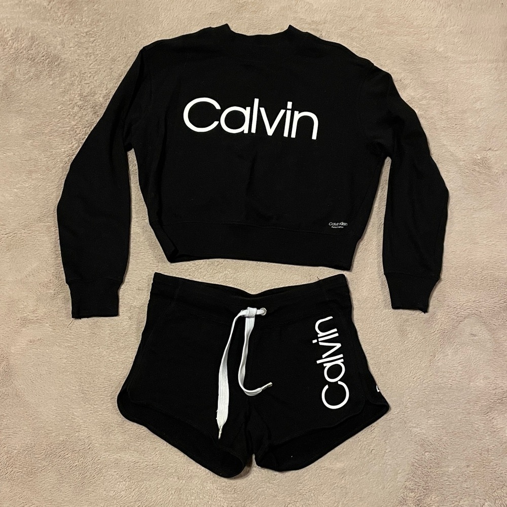 Calvin Klein Black 2pc Performance Apparel